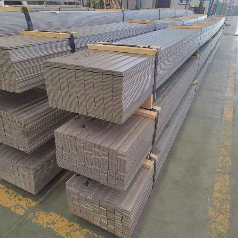 Плоский стержень из нержавеющей стали