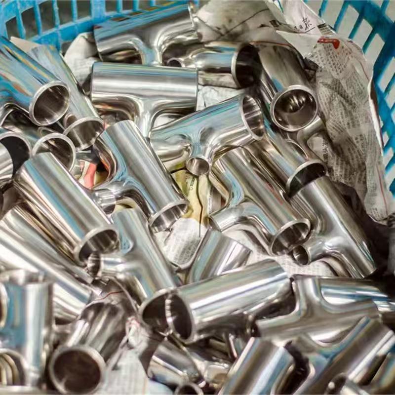 Тройник из суперостенитной нержавеющей стали 254 SMO (UNS S31254)