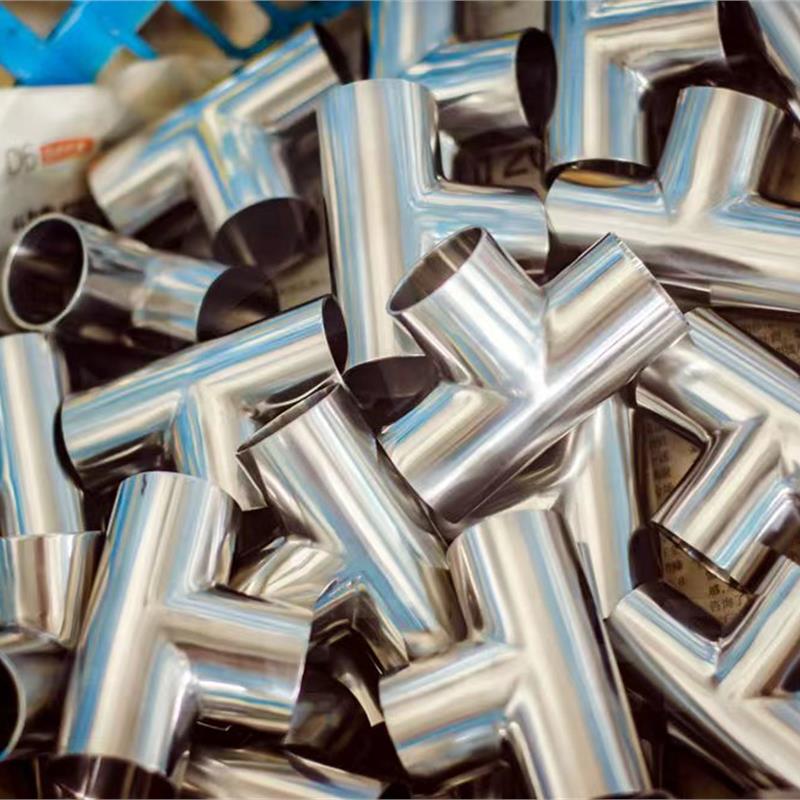 Тройник из суперостенитной нержавеющей стали 254 SMO (UNS S31254)